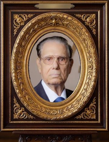 DR. EDGARDO MOLINO MOLA